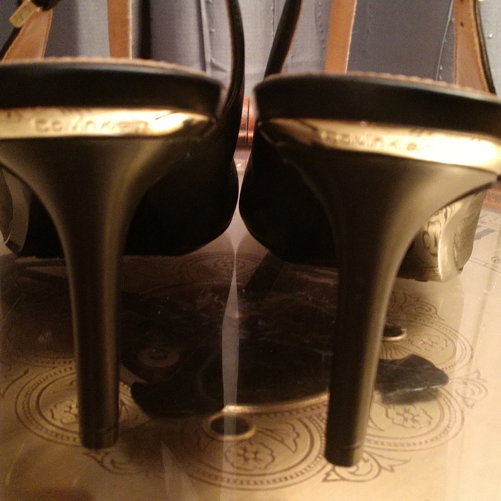 Calvin Klein shoes - Picture 6 of 12
